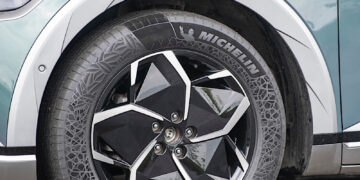 ยางมิชลินสำหรับรถยนต์นั่งซึ่งผลิตจากวัสดุที่ยั่งยืนในสัดส่วน 45% คว้ารางวัลนวัตกรรมยานยนต์ AutomotiveINNOVATIONS Award ประจำปี 2566