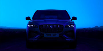 JAGUAR F-PACE ระบบไฟฟ้าปลั๊กอินไฮบริดใหม่ การผสมผสานระหว่างประสิทธิภาพกับสมรรถนะที่เหนือชั้น