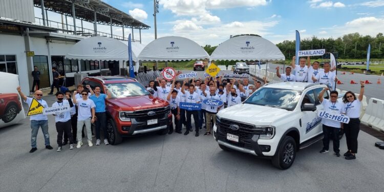 ฟอร์ดเสริมทักษะขับขี่ปลอดภัยกลุ่มผู้ขับรถโรงเรียนในโครงการ ‘ฉลาดขับ ประหยัด ปลอดภัย’