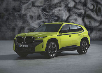 บีเอ็มดับเบิลยูเผยโฉม XM 50e ใหม่ รถสปอร์ตอเนกประสงค์ SAV ปลั๊กอินไฮบริดทรงพลังรุ่นล่าสุดในตระกูล XM