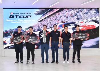 ร่วมส่งใจเชียร์ “ธนภัทร-ไชยภัทร-ไหมจักรี” แชมป์ e-Motorsport ตัวแทนประเทศไทยลุยศึก GT Cup ชิงแชมป์เอเชีย