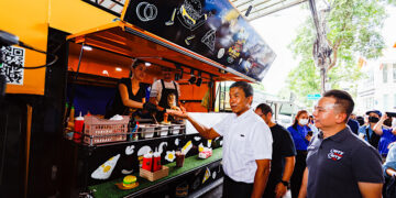 ซูซูกิ มุ่งมั่นขับเคลื่อนความสุขสู่ผู้ด้อยโอกาส จับมือพันธมิตรร่วมอุดมการณ์ตอบแทนคนไทยและสังคมไทย  ลงพื้นที่สร้างประโยชน์เพื่อคนไร้บ้าน พร้อมขนรถส่งความสุข SUZUKI CARRY ร่วมทำกิจกรรมดี