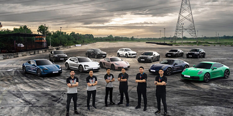 เอเอเอสฯ เพิ่มความเชื่อมั่น จัดกิจกรรมยิ่งใหญ่แห่งปี ‘AAS-Driving Experience’ พร้อมด้วย ‘Sneak Preview of The New Cayenne’ แบบเอ็กซ์คลูซีฟให้ยลโฉมเป็นครั้งแรกในไทย