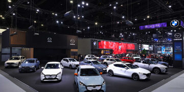 บูธมาสด้าสุดคึกคักประชาชนหลั่งไหลชม Mazda6 รุ่นพิเศษ พร้อมสัมผัสรถยนต์มาสด้าครบทุกรุ่นรับโปรโมชั่นสุดคุ้มส่งท้ายปี