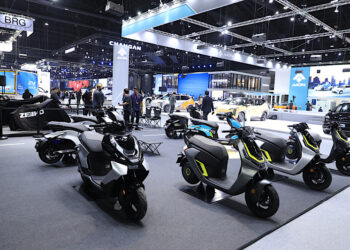 พยัคฆ์ มอเตอร์ ยั่วใจไรเดอร์ อวดโฉม ZEEHO คอนเซ็ปต์ไบค์ รุ่น MAGNET และ C!TY SPORT พร้อม 3 รุ่นที่จัดจำหน่ายในไทย ในงานมอเตอร์ เอ็กซ์โป 2023