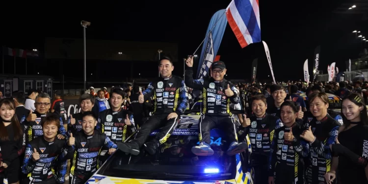 จบการแข่งขัน Thailand 10-hour Endurance Race โตโยต้าปิดการแข่งขันอย่างงดงามกับรถยนต์ทางเลือกสู่ความเป็นกลางทางคาร์บอน 3 คัน (รถยนต์เชื้อเพลิงที่มีความเป็นกลางทางคาร์บอน / รถยนต์เครื่องยนต์ไฮโดรเจน / รถยนต์ HEV)