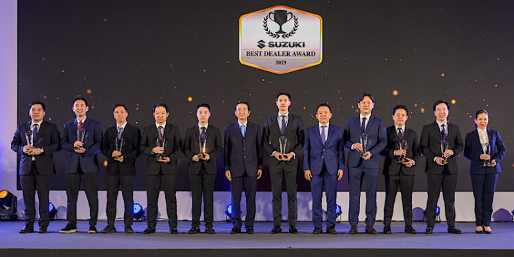 “ซูซูกิ” ประชุมผู้จำหน่ายประกาศวิสัยทัศน์ใหม่ วางแผนสู้ศึกตลาดรถยนต์ในประเทศไทย  แถลงนโยบายแผนระยะยาวต่อเนื่อง 7 ปี พร้อมมอบรางวัลผู้จำหน่ายยอดเยี่ยมประจำปี 2023