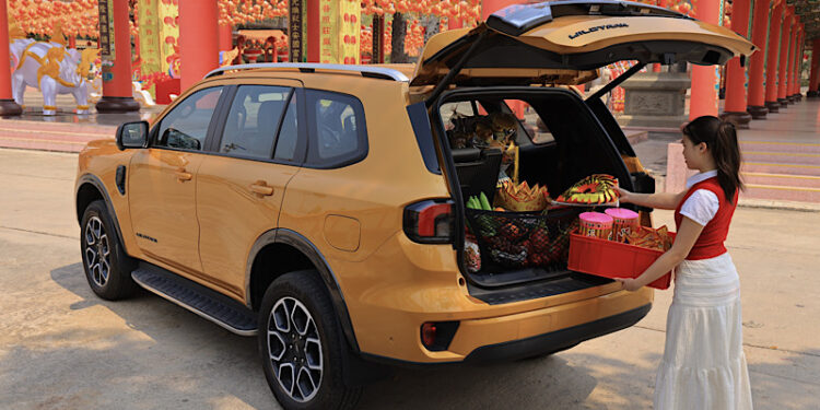 ฟอร์ดแนะเคล็ดลับจัดของไหว้ตรุษจีนในรถพร้อมรับความเฮงตลอดปีมังกร