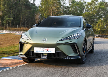 เอ็มจี ตอกย้ำความสำเร็จ ของ MG4 ELECTRIC ส่งรุ่น XPOWER ลงตลาดประเทศไทย พร้อมประกาศราคาอย่างเป็นทางการในงาน มอเตอร์โชว์ 