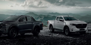 มาสด้าปรับโฉม BT-50 สวยดุดันทั้งภายนอกภายในหัวใจแกร่ง ใส่เครื่องยนต์ 3.0 ลิตร เทอร์โบ ลงในรุ่นขับสองยกสูงเอาใจสายแรง