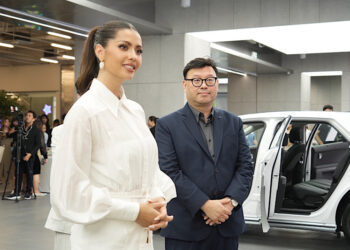 ฮุนได ชูนวัตกรรม IONIQ ก้าวสู่ผู้นำยานยนต์ไฟฟ้าเพื่อสร้างอนาคตที่ยั่งยืน