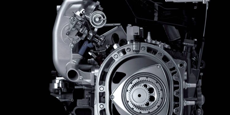 “เครื่องยนต์โรตารี่” สัญลักษณ์แห่งการไม่ย่อท้อต่ออุปสรรคของมาสด้าที่อยู่เหนือกาลเวลา ตำนานที่ยังมีลมหายใจ