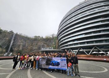 ผ้าเบรกเบ็นดิกซ์จัดทริปฉลองครบรอบ 100 ปี พาดีลเลอร์บุกดิสนีย์แลนด์ พักโรงแรมใต้ดินจากเหมืองแร่เก่าสุดหรูที่เซี่ยงไฮ้ ประเทศจีน