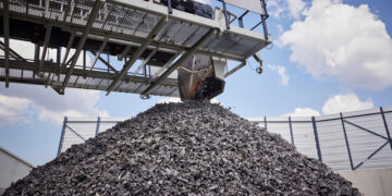 เมอร์เซเดส-เบนซ์ เดินหน้าแผน Circular Economy ลุยโปรเจกต์ “Urban Mining” สู่การสร้างวัสดุทดแทนชิ้นส่วนรถยนต์ในขั้นตอนการผลิต