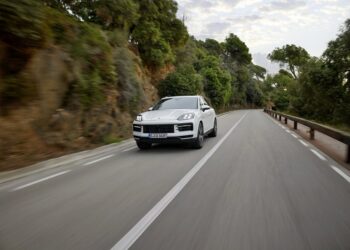 ปอร์เช่ส่งมอบรถยนต์ 77,640 คันในไตรมาสแรกของปี 2024