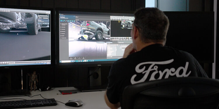 ฟอร์ดโชว์ ‘เทคโนโลยีความเป็นจริงแบบผสม’ ช่วยออกแบบรถสุดล้ำ