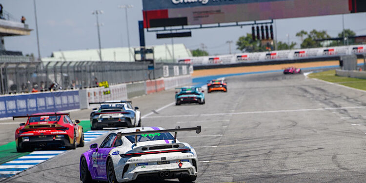 ศึก ซูเปอร์คาร์ “ปอร์เช่ คาร์เรร่า คัพ” โชว์ความเร็วระดับโลก “ชิเร็ตติ” เหมาโพล “เทอร์โบ-มั่นคง” นักขับไทยลุ้นแชมป์โฮมเรซ