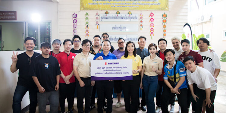 SUZUKI CARRY “รถส่งความสุข” เดินหน้าจัดกิจกรรมเพื่อสังคมต่อเนื่องเป็นปีที่ 3 ยกขบวน Suzuki Carry Barber Truck ส่งความสุขแก่ผู้สูงอายุ พร้อมตอกย้ำภาพลักษณ์ รถคู่คิดธุรกิจ SME
