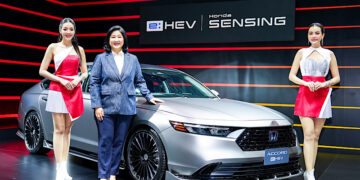 ฮอนด้า อัปลุคสปอร์ตให้ แอคคอร์ด อี:เอชอีวี ด้วยล้อ MUGEN และชุดแต่งพิเศษ เพิ่มความแกร่งให้ เอชอาร์-วี อี:เอชอีวี ด้วยชุดแต่ง MUGEN รอบคัน เสริมทัพด้วย ซีวิค ไทป์ อาร์ และยนตรกรรมที่มาพร้อมชุดแต่งโมดูโล ในงาน Bangkok Auto Salon 2024