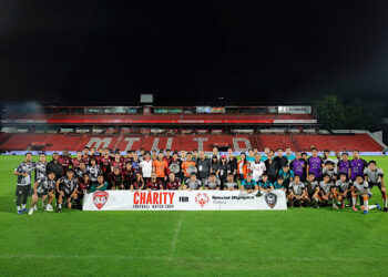 มาสด้าผนึกสวาทแคทสนับสนุนกีฬาโอลิมปิคพาลูกค้าชมฟุตบอลนัดพิเศษเพื่อการกุศล