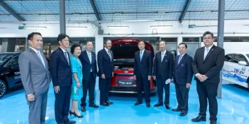 โตโยต้า จับมือ สมาคมความร่วมมือทางเศรษฐกิจญี่ปุ่น-ไทย มอบรถยนต์ ชิ้นส่วนรถยนต์ และเครื่องยนต์ รวม 13 รายการ เพื่อประกอบการเรียนการสอนแก่สถาบันเทคโนโลยีไทย-ญี่ปุ่น