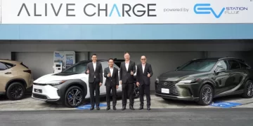 โตโยต้า จับมือ OR ตั้งสถานีอัดประจุไฟฟ้า Alive Charge ณ Toyota ALIVE เพื่อส่งเสริมความเป็นกลางทางคาร์บอน และโครงสร้างพื้นฐาน EV ในประเทศไทย