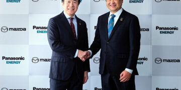 พานาโซนิค เอเนอร์จี และมาสด้า ร่วมมือพัฒนาแบตเตอรี่ใหม่ สำหรับยนตรกรรมยานยนต์พลังงานไฟฟ้าแห่งอนาคตจากมาสด้า เพื่อบรรลุวัตถุประสงค์ในการขยายฐานการผลิตแบตเตอรี่ในประเทศญี่ปุ่นและเร่งการนำมาใช้กับรถอีวี