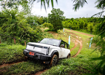 โอโมดา แอนด์ เจคู ลุยสนามออฟโรดทดสอบ JAECOO 6 EV พร้อมให้ลองขับขี่และจองสิทธิ์เป็นเจ้าของได้แล้ววันนี้ ที่ผู้จำหน่ายทั่วประเทศ!