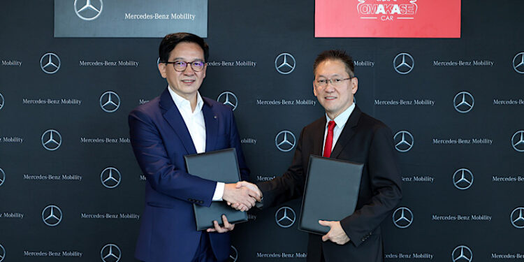ครั้งแรกในประเทศไทย การประมูล เมอร์เซเดส-เบนซ์ เรียลไทม์ออนไลน์ อย่างเป็นทางการ โดย บริษัท เมอร์เซเดส-เบนซ์ โมบิลิตี้ (ประเทศไทย) จำกัด ร่วมกับ บริษัท โอมาคาเสะ คาร์ จำกัด ยกระดับการประมูลรถยนต์แบบครบวงจร