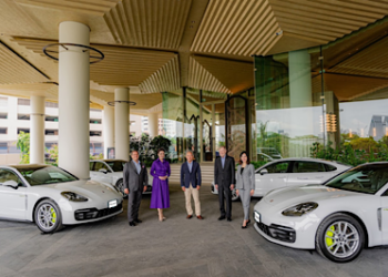 กลุ่มดุสิตธานีจับมือ ปอร์เช่ ประเทศไทย ชวนลูกค้าสัมผัสประสบการณ์ซูเปอร์ลักซูรีด้วยบริการรถลีมูซีนระดับไฮเอนด์