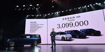 เปิดตัว “ZEEKR 009” รถเอ็มพีวีพลังงานไฟฟ้าเซกเมนต์ลักชูรี ชูแนวคิด “Every Journey Shines” ให้ทุกโมเมนต์ของการเดินทางมีความหมาย ผสานความหรูหราระดับเฟิร์สคลาสและนวัตกรรมสุดล้ำอย่างลงตัว