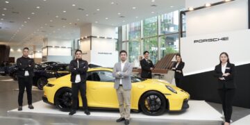 สัมผัสประสบการณ์ที่เหนือกว่าจากเอเอเอสฯ “AAS Roadshow at One Bangkok” พบยนตรกรรมสปอร์ตปอร์เช่และอัครยนตรกรรมเบนท์ลีย์ ณ แลนด์มาร์คใหม่ใจกลางกรุง “วัน แบงค๊อก”