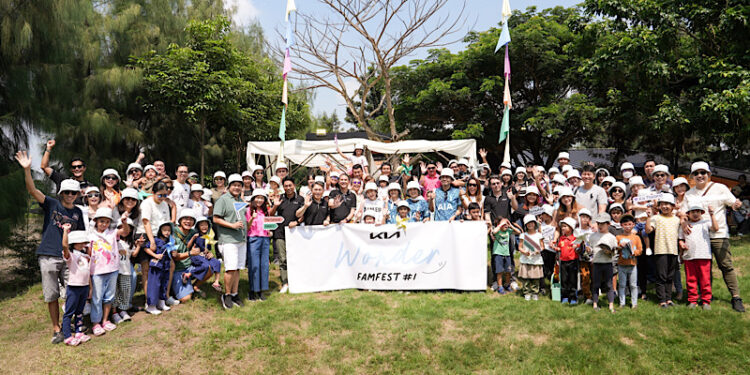 เกีย เซลส์ (ประเทศไทย) คว้ารางวัลอันดับ 1 แบรนด์ที่สามารถสร้างปฏิสัมพันธ์กับผู้บริโภคได้มากที่สุดในโลกออนไลน์ในกลุ่มรถยนต์อเนกประสงค์ MPV