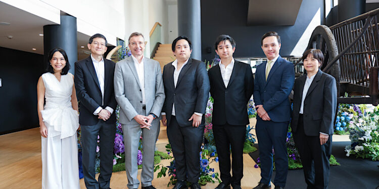 ธนบุรีพานิช สาขาราชดำเนิน ยกระดับประสบการณ์ลูกค้า ปรับโฉมใหม่มุ่งสู่การเป็นศูนย์บริการเมอร์เซเดส-เบนซ์ ครบวงจร การันตีมาตรฐานคุณภาพการให้บริการกว่า 8 ทศวรรษ