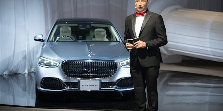 เมอร์เซเดส-เบนซ์ เปิดตัวทัพยนตรกรรมระดับ Top-End Luxury สะท้อนนิยาม “The Art of Cultivated Luxury” จัดแสดงครั้งแรกที่ One Bangkok Forum