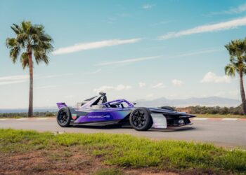 เอบีบี เอฟไอเอ ฟอร์มูลา อี เวิร์ล แชมเปี้ยนชิพ (ABB FIA Formula E World Championship)  ปอร์เช่ 99X อิเล็คทริค (Porsche 99X Electric) ใหม่ มาพร้อมรูปลักษณ์โดดเด่น มีเอกลักษณ์