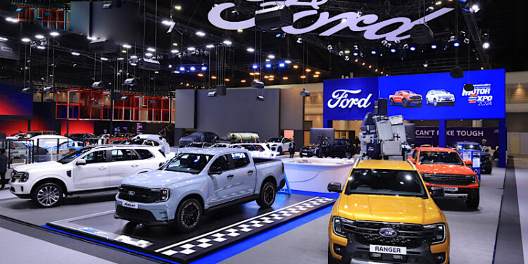 ฟอร์ดอวดโฉมรถแต่ง เรนเจอร์ MS-RT โดดเด่นกลางบูธ พร้อมจัดเต็มแคมเปญสุดคุ้มในงานมอเตอร์ เอ็กซ์โป 2024