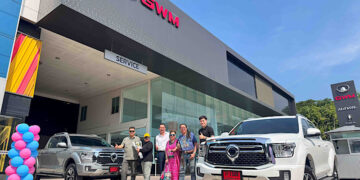 เกรท วอลล์ มอเตอร์ ส่งมอบแล้ว GWM POER SAHAR HEV รถกระบะขุมพลังงานไฮบริด ให้กับลูกค้าคนแรกในเมืองไทย พร้อมร่วมทดลองขับผ่านพาร์ทเนอร์ สโตร์ 17 สาขาทั่วประเทศ