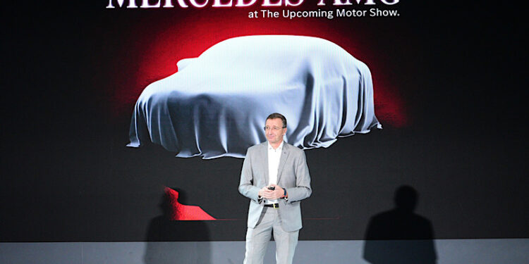 เมอร์เซเดส-เบนซ์ ประเทศไทย แถลงวิสัยทัศน์ปี 2568 เดินหน้าธุรกิจลักชัวรีรีเทลเต็มรูปแบบ พร้อมประเดิมเปิดตัว Mercedes-AMG กว่า 3 รุ่นในงาน Motor Show 2025