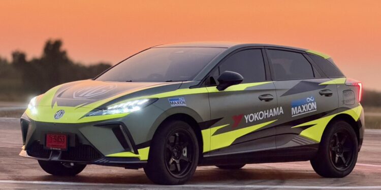 เอ็มจี ส่ง NEW MG4 ELECTRIC รุ่น XPOWER โชว์ศักยภาพ “อีวีตัวจี๊ด” บนสนามแข่ง A car parked on a road  AI-generated content may be incorrect ในรายการ Gymkhana GC Grid Competition Series 2025 By Harson Tyres