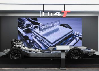 GWM ขนยนตรกรรมกว่า 40 รุ่น จาก 6 แบรนด์หลัก ในงาน Auto Shanghai 2025 นำโดย GWM HAVAL B26, ALL NEW GWM WEY 80, GWM TANK 300 Hook Edition, GWM ORA07 Touring Edition และมอเตอร์ไซค์ GWM SOUO S2000GL สะท้อนการเป็นแบรนด์ชั้นนำระดับโลก