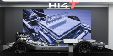 GWM ขนยนตรกรรมกว่า 40 รุ่น จาก 6 แบรนด์หลัก ในงาน Auto Shanghai 2025 นำโดย GWM HAVAL B26, ALL NEW GWM WEY 80, GWM TANK 300 Hook Edition, GWM ORA07 Touring Edition และมอเตอร์ไซค์ GWM SOUO S2000GL สะท้อนการเป็นแบรนด์ชั้นนำระดับโลก