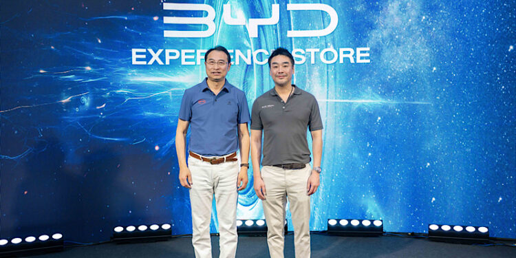 เรเว่จัดเปิดศูนย์ BYD Experience Store แห่งแรกในไทย ใจกลางกรุงเทพฯ พร้อมมอบประสบการณ์รูปแบบใหม่ ของการเรียนรู้นวัตกรรมยานยนต์