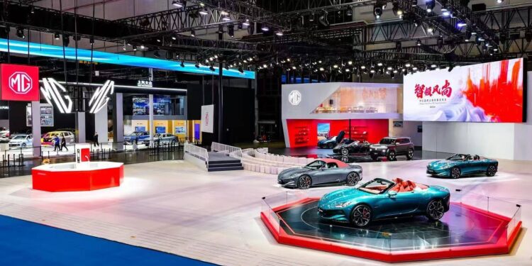 เอ็มจี สร้างปรากฏการณ์ครั้งสำคัญ เปิดตัว MG Cyber Family 3 รุ่นเด่น  พร้อมเผยโฉม Smart Cabin ร่วมกับ OPPO ที่งาน Shanghai Auto Show 2025