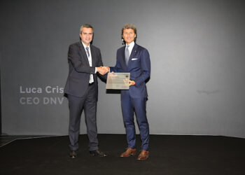 ครบหนึ่งทศวรรษแห่งพันธกิจเพื่อสิ่งแวดล้อม! ลัมโบร์กินี ฉลองครบรอบ 10 ปี บนเส้นทางสู่ Carbon Neutrality ของโรงงานซัง’อกาตา โบโลนเญส เปิดเส้นทางแห่งวิวัฒนาการอุตสาหกรรมและความรับผิดชอบต่อสิ่งแวดล้อมตลอด 10 ปีที่ผ่านมา จากระบบโซลาร์เซลล์รุ่นแรก สู่รายงานความยั่งยืนฉบับแรกของบริษัท