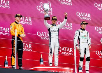 “เติ้น ทัศนพล อินทรภูวศักดิ์” สร้างประวัติศาสตร์หน้าใหม่ขึ้นแท่นนักแข่งไทยคนแรก คว้าถ้วยอันดับ 1 – FIA Formula 3 Championship 2025 Round 7