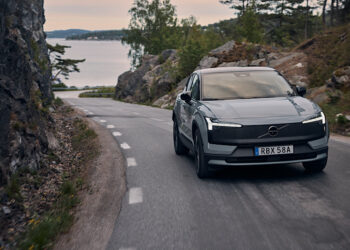 The New Volvo EX30 Cross Country เปิดตัวแล้วที่ประเทศไทย ยนตรกรรมไฟฟ้าที่พร้อมพาคุณก้าวข้ามกรอบเดิม ๆ อย่างมีสไตล์