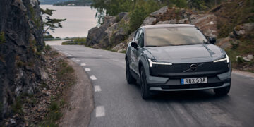 The New Volvo EX30 Cross Country เปิดตัวแล้วที่ประเทศไทย ยนตรกรรมไฟฟ้าที่พร้อมพาคุณก้าวข้ามกรอบเดิม ๆ อย่างมีสไตล์