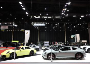 เอเอเอสฯ ยกโชว์รูมปอร์เช่บุก BIG MOTOR SALE 2025 มอบเอกสิทธิ์แห่งการครอบครองที่มีเฉพาะในงาน และยนตรกรรมพร้อมส่งมอบครบไลน์