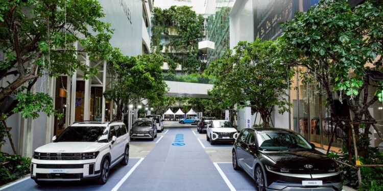 ฮุนไดยกขบวนยนตรกรรมทุกรุ่น สู่งาน “Hyundai Expo” 7-12 ส.ค. นี้ พร้อมปล่อยแคมเปญแรง ดาวน์ 0% 6 วันเท่านั้น ที่เอ็มควอเทียร์